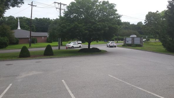 131 Kent Rd, New Milford, CT 06776